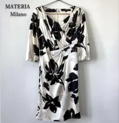 MATERIA マテリア　花柄ワンピース　ドレス　カシュクール　エレガントのサムネイル