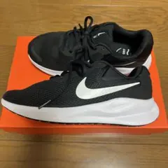 【美品】NIKE レボリューション７ スニーカー ランニングシューズ 黒 25