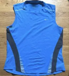 NIKE タンクトップ　水色