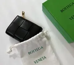 bottega veneta 二つ折りファスナーウォレット