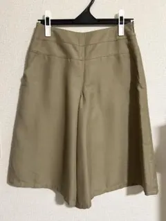 ホコモモラ／カーキ色 キュロット パンツ