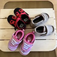キッズ　サンダル、シューズ
