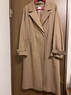 テチチ　ベージュ ロングコート