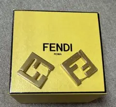 FENDI FFロゴ フープピアス ゴールドのサムネイル