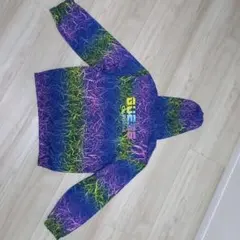 GUESS フード付き ジップジャケット グラデーション　オーバーサイズ