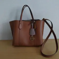 TORY BURCH ブラウンレザーショルダーバッグ