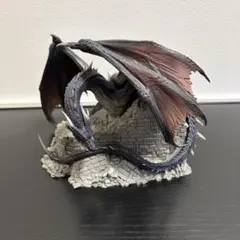 一番くじ B賞 黒龍 ミラボレアス フィギュアのサムネイル