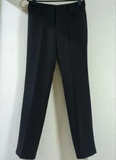 新品同様　UNIQLO　スラックスパンツ　ブラック　S