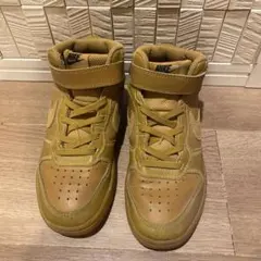 NIKE ハイカット　シューズ　19cm