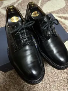 2025年最新】Tricker's 割引オプション：通常商品 ドレス