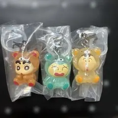 クレヨンしんちゃん　めじるしアクセサリー　 みんなでくまパジャマ　しんちゃん