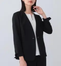 INDIVI トリアセテート混ノーカラージャケット 新品タグ付き　サイズ38