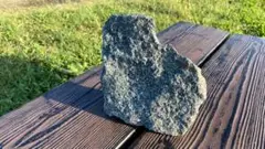 「遠野の銘石 角閃石」原石 2.1キロ・送料無料です（＃2）