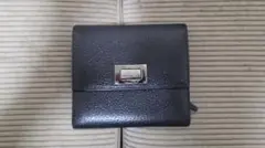 GUCCI、三つ折り財布