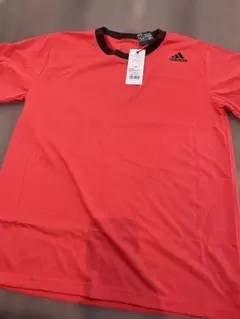 【新品タグ付き】adidas アディダス Tシャツ