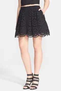 alice+olivia ミニスカートのサムネイル