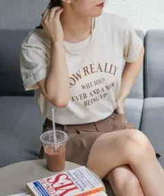 WEGO ロゴプリント 半袖Tシャツ アイボリー