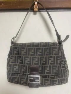 2026年最新】fendi ズッカ マンマバケットの人気アイテム - メルカリ