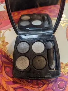 シャネル レ キャトル オンブル　アイシャドウ93