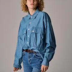KATHARINE HAMNETT　デニムパラシュート ロングテイルシャツのサムネイル