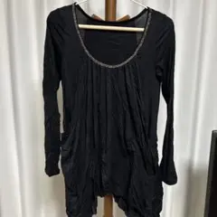 CECIL McBEE黒い長袖チュニック 装飾チェーン付き　美品