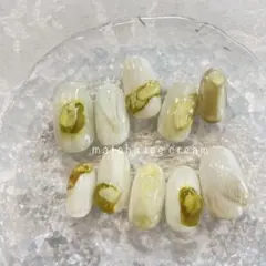 [送料無料]＊予備チップ付き♡＊ネイルチップ、グリーンネイル、ニュアンスネイル