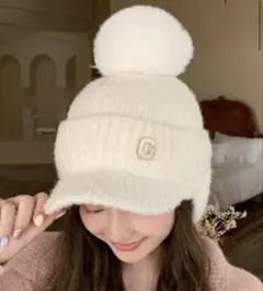 耳当て付きニット帽 レディースウェア