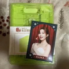 TWICE ファミマ ミニコンテナ ブロマイド