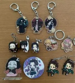 【鬼滅の刃豪華12品】映画大ヒット鬼滅の刃缶バッチ&アクスタ&キーホルダー多数♪