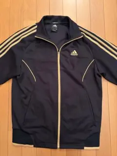 adidas トラックジャケットジャージ 黒　金　上下セット