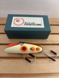 美品　ハンドサム　テールバップ NEWS