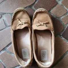 UGGアグモカシン デッキシューズ