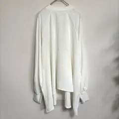 長袖ブラウス　ゆったりオーバーサイズ　ホワイト　レディース　ボリュウム袖　良品