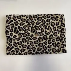 美品⭐️caterinabertini クラッチバッグレオパードハンドバッグ
