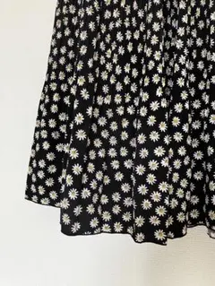 ems excite 花柄 プリーツスカート ブラック