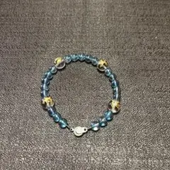 青色ビーズのカジュアルブレスレット