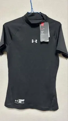 Under Armour ブラック アンダーシャツ YXL