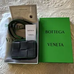 BOTTEGA VENETA ショルダーバッグ ミニカセット　ブラック/グリーン