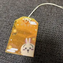 ちいかわ うさぎ お守り型トレーディングカードホルダー