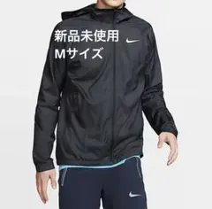 ナイキ 新品未使用 エッセンシャル ランニングジャケット(ブラック/M)