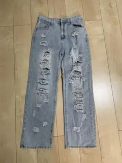 ライトブルー ダメージデニムストレートパンツ