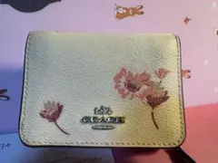 COACH 花柄 三つ折り財布