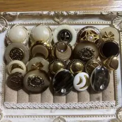 ヴィンテージ風ボタンセット クリーム・ブラウン113