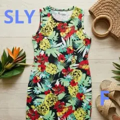 SLY 美品 ボタニカル柄 ノースリーブワンピース 派手柄 総柄 リゾート 夏