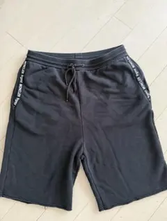 MONCLER★Mサイズ★ハーフパンツ★ブラックのサムネイル