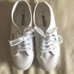 【美品】MOZのホワイトスニーカー