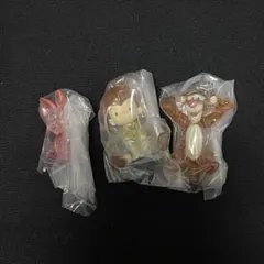 くまのプーさん ガチャガチャ めじるしアクセサリー ピグレット ティガー ロビン