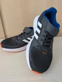 【即購入OK】アディダス CORE FAITO 22cm ブラック 軽量 運動靴