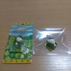 ご当地キティ　信州限定わさび　ファスナーマスコット＆キーホルダー。