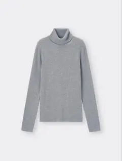 【GU】ジーユー　リブタートルネックセーター